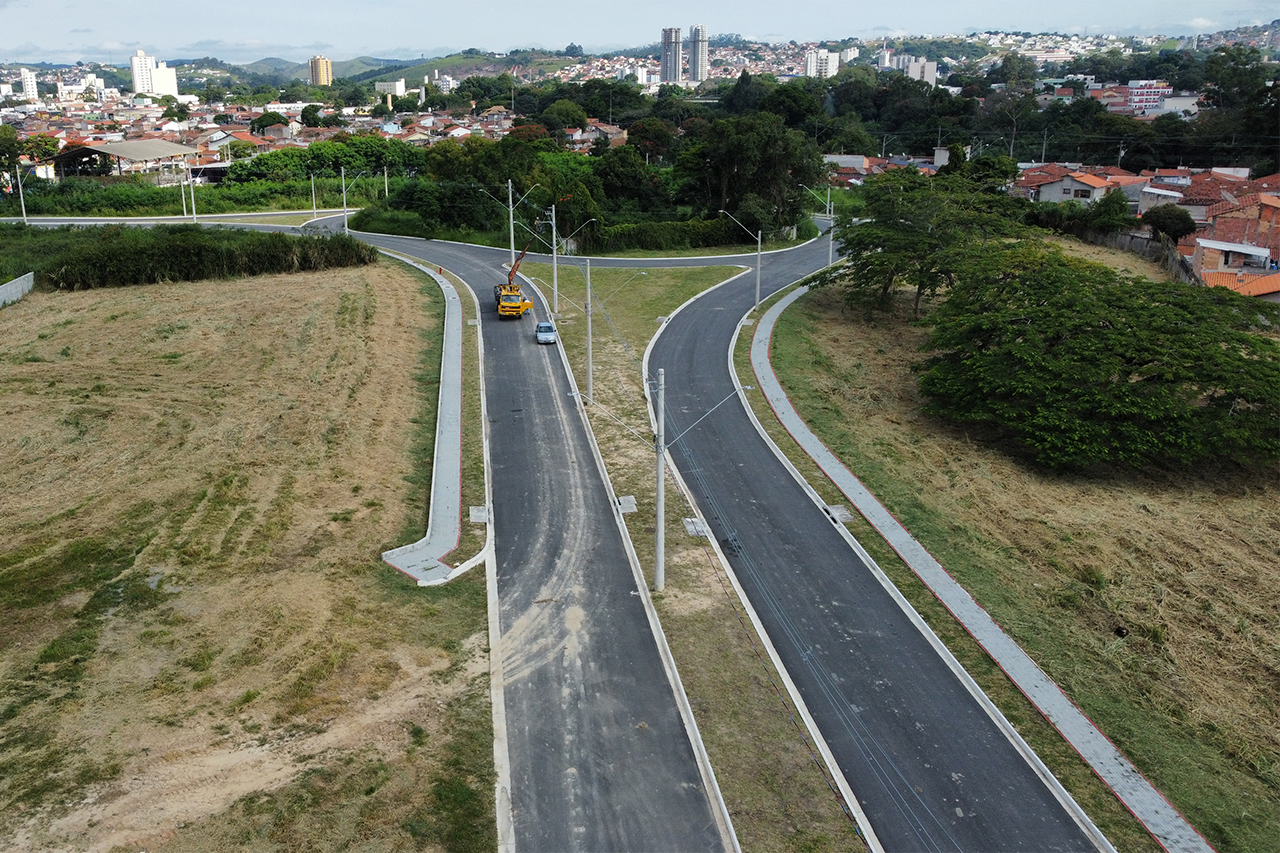 Loteamento-Aprisco-do-Vale---Via-de-Acesso-10